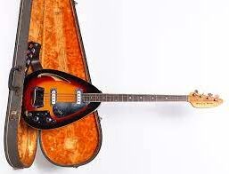 VOX Wyman Bass Mid-Late 1960’s Sunburst Guitar Review 2023